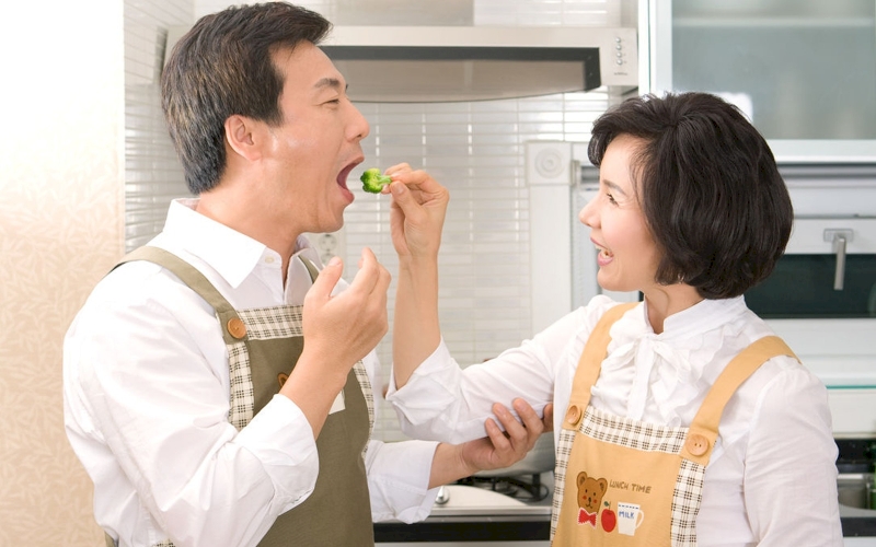 Keep the Spirit, Keep Your Diet with These 7 Tricks!